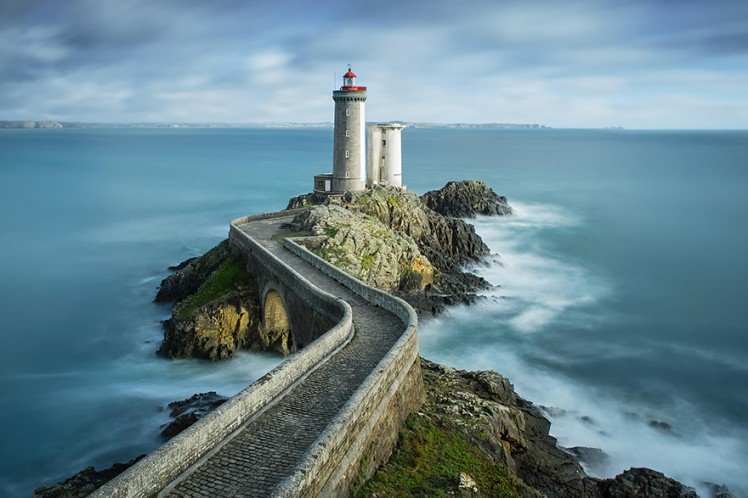 Photo by {link:http://500px.com/photo/70110473/phare-du-petit-minou-by-stefan-cruysberghs?from=editors&only=Landscapes}Stefan Cruysberghs{/link}